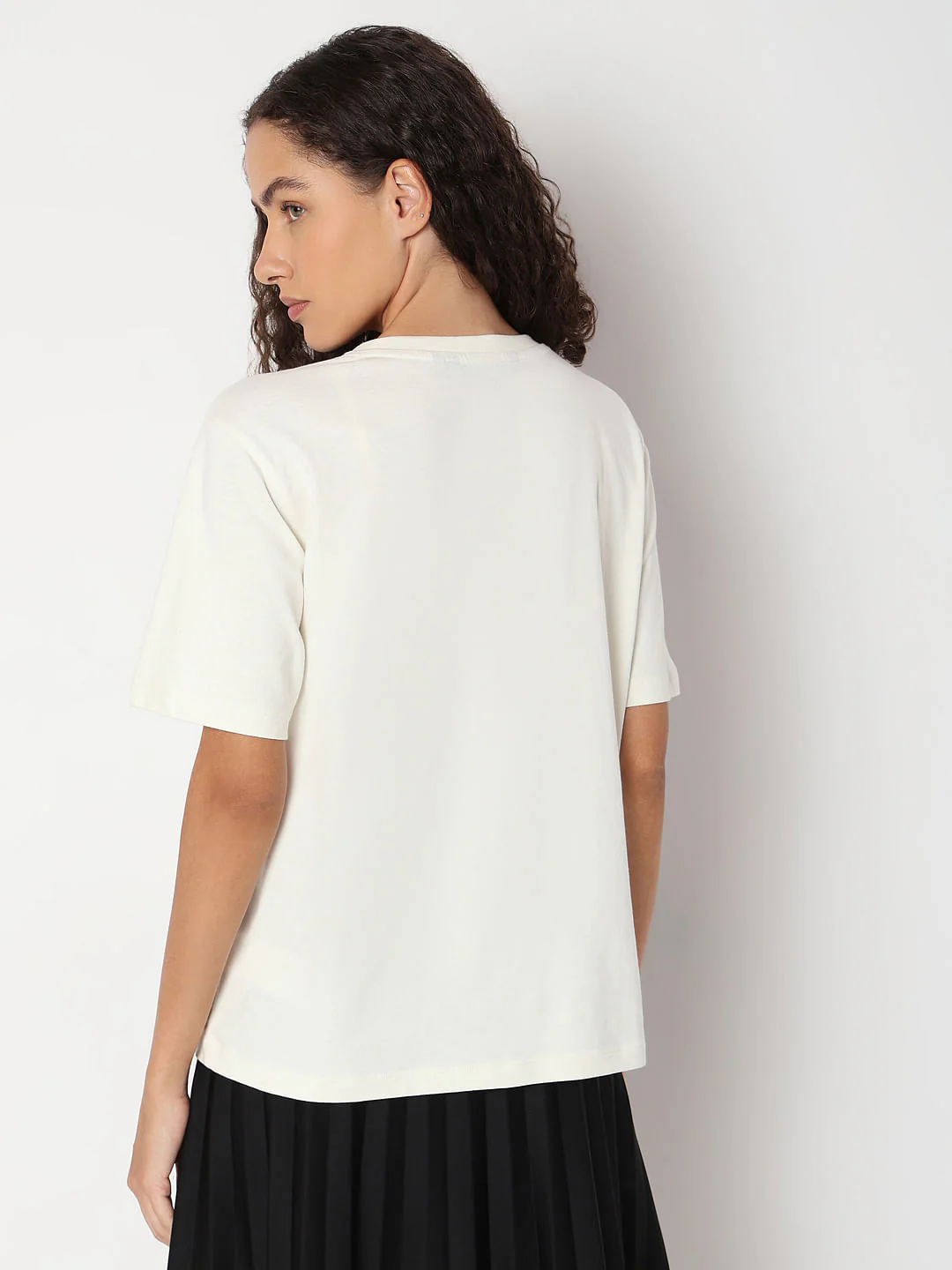 White Rhinestone Detail T-Shirt - Image 4
