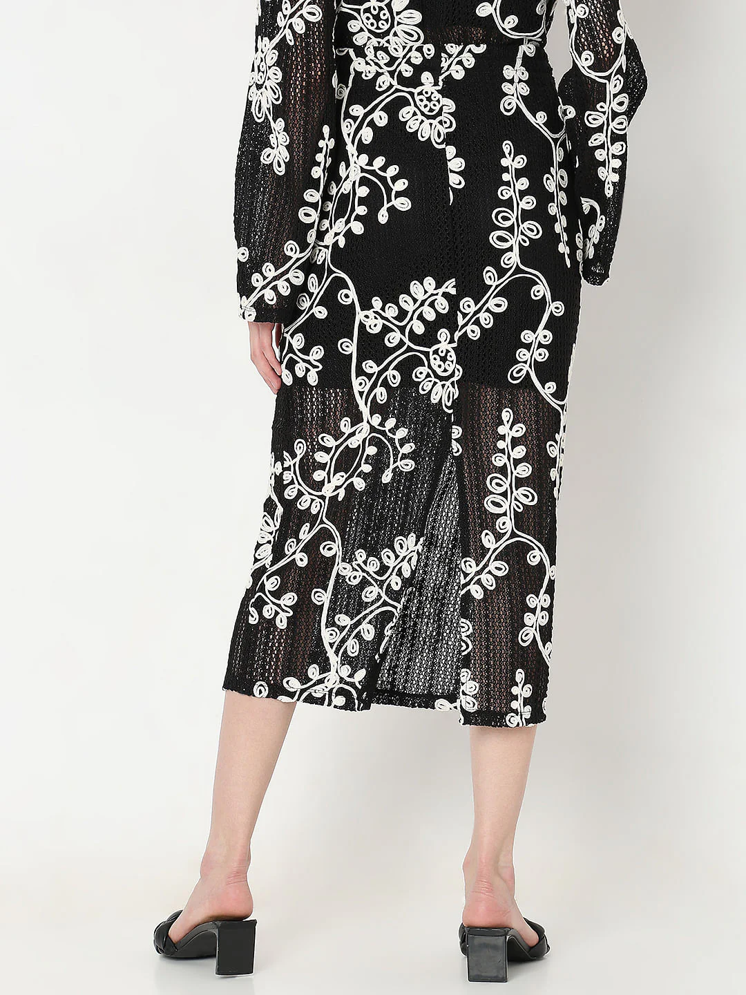 Black Embroidered Co-Ord Set Skirt - Image 4