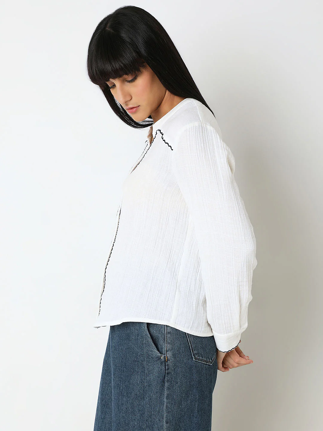 White Crochet Trim Shirt - Image 3
