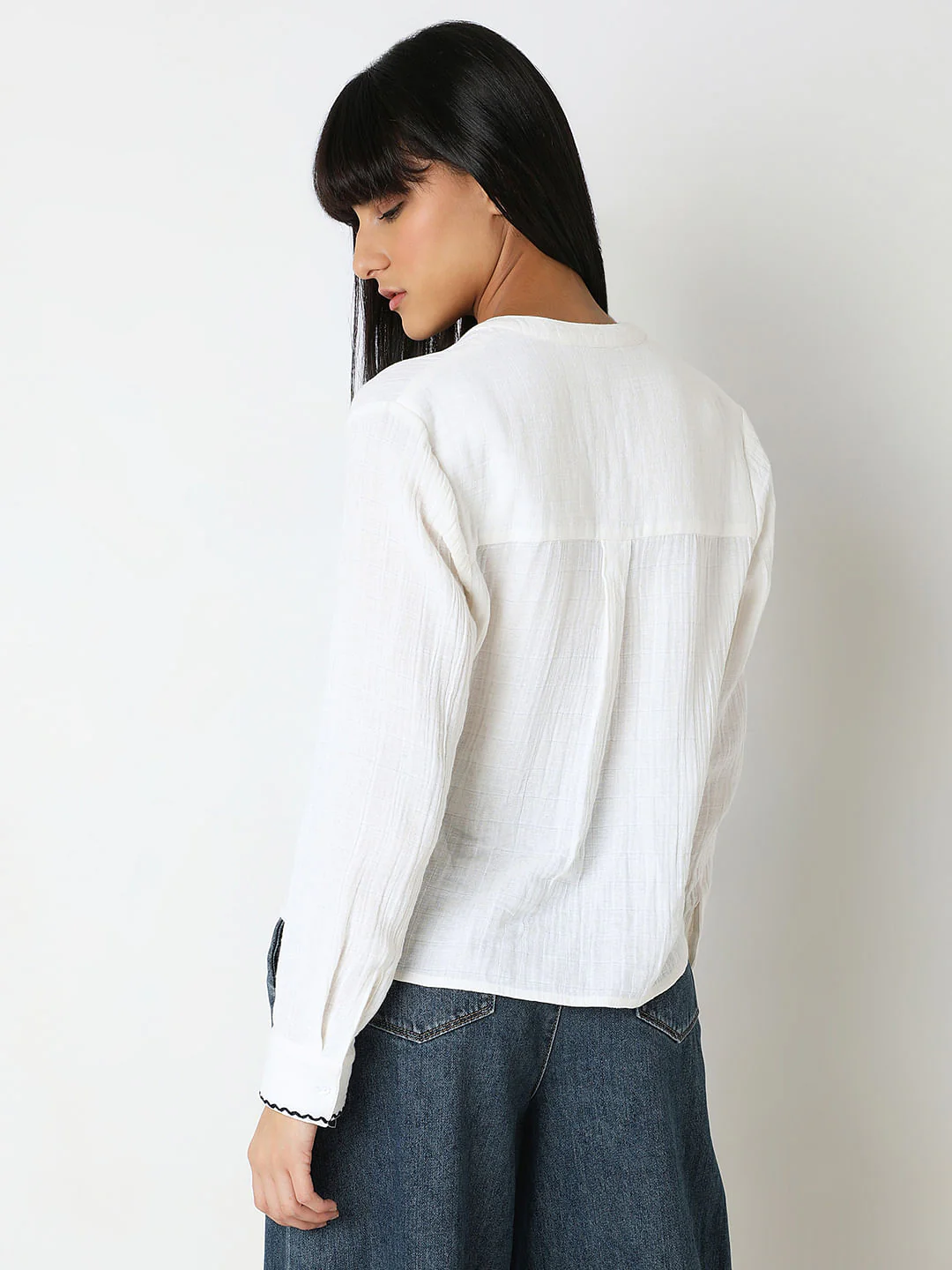 White Crochet Trim Shirt - Image 4