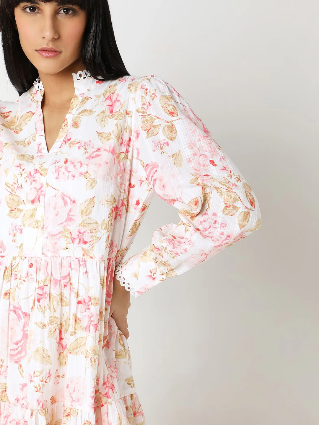 Off-White Floral Print Shift Dress - Image 6