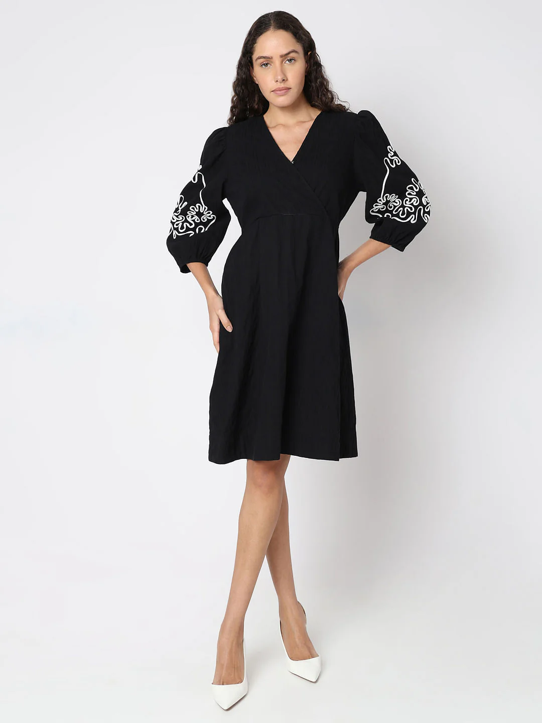 Black Puff Sleeves Cotton Dress - Image 5