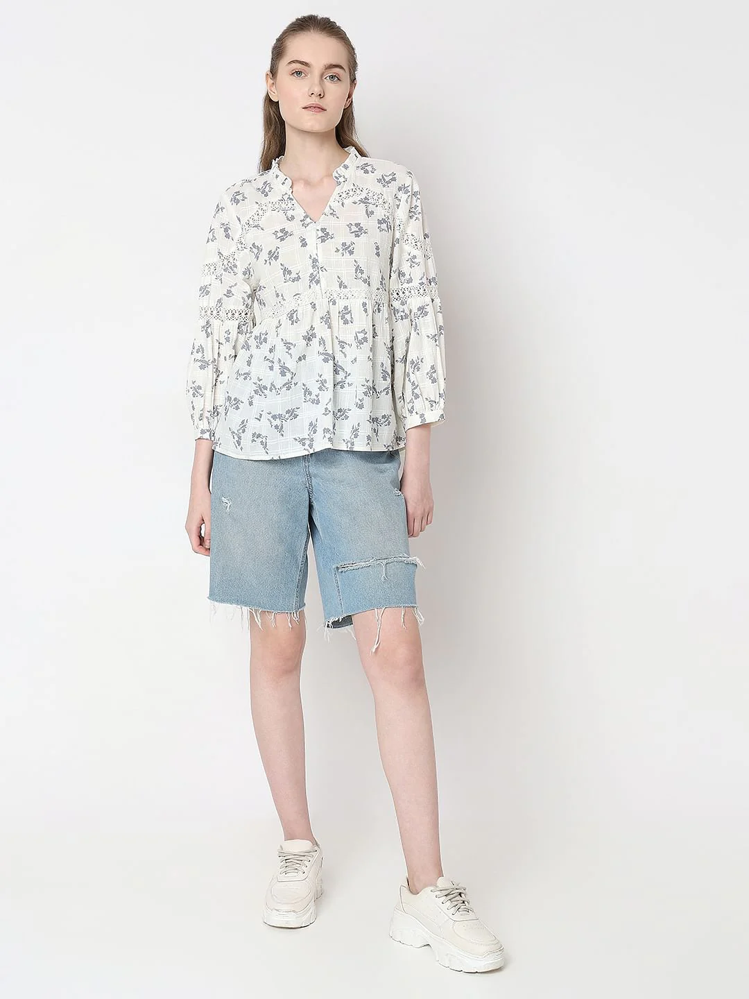 Off-White Floral Peplum Top - Image 5