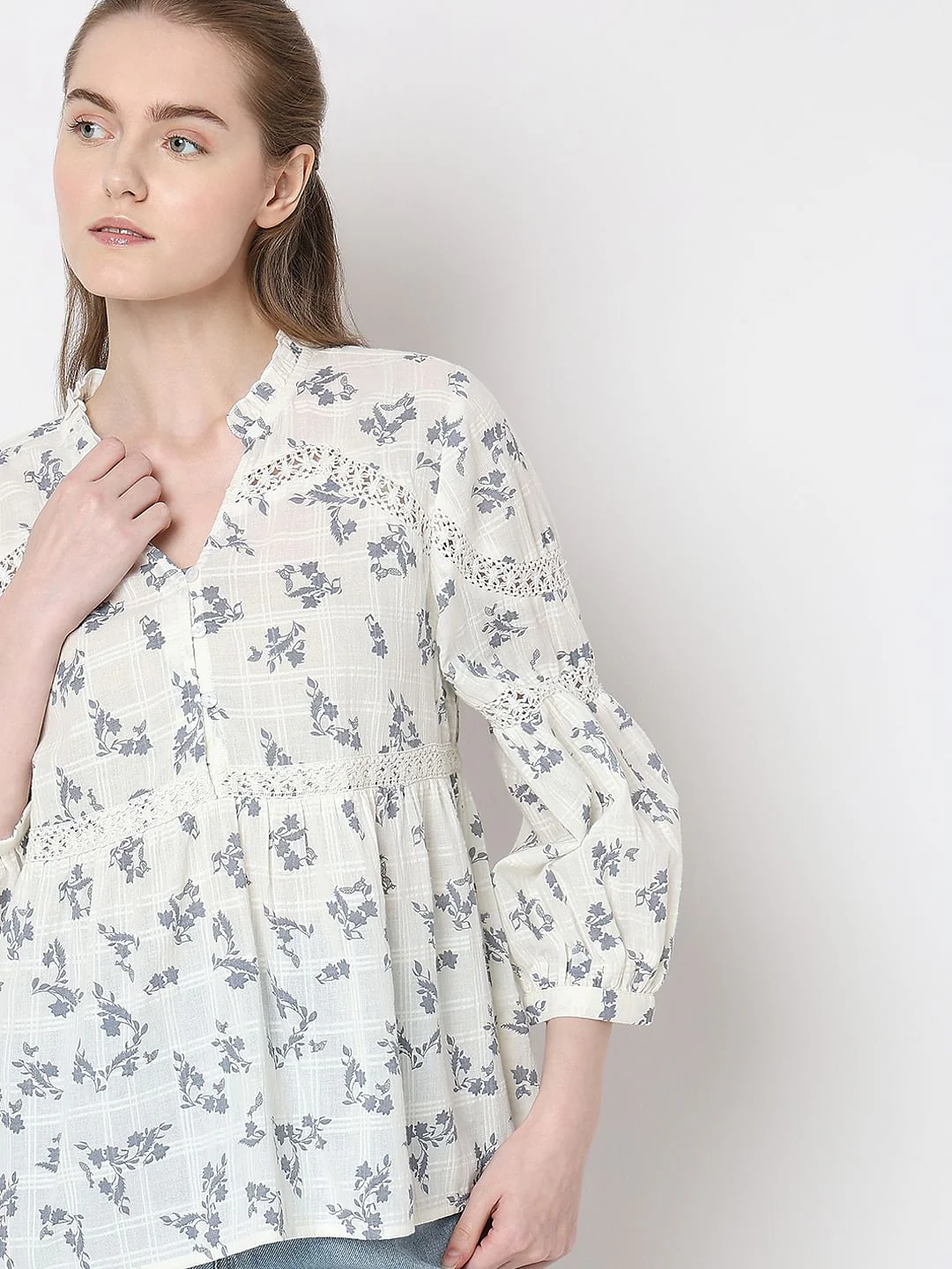 Off-White Floral Peplum Top - Image 6