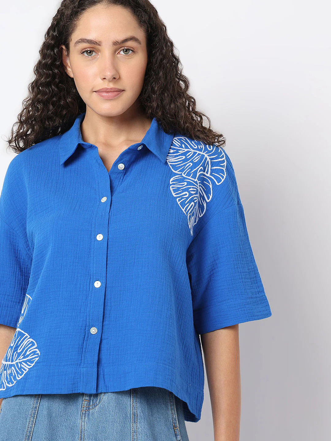 Blue Floral Crinkle Weave Shirt - Image 6