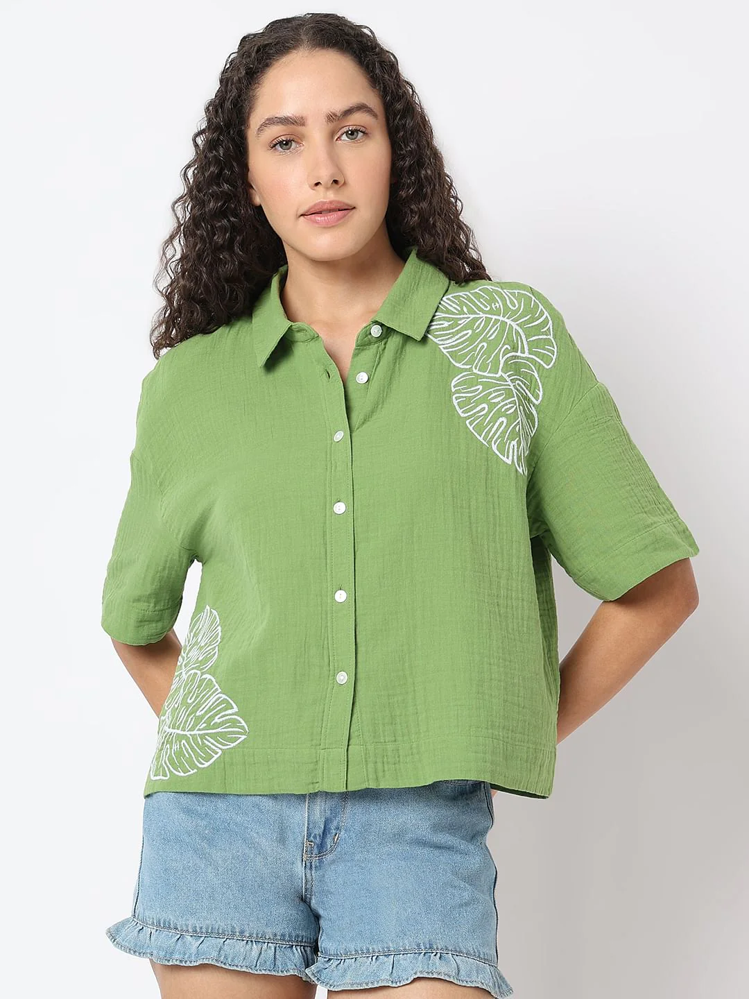 Green Floral Crinkle Weave Shirt - Image 2