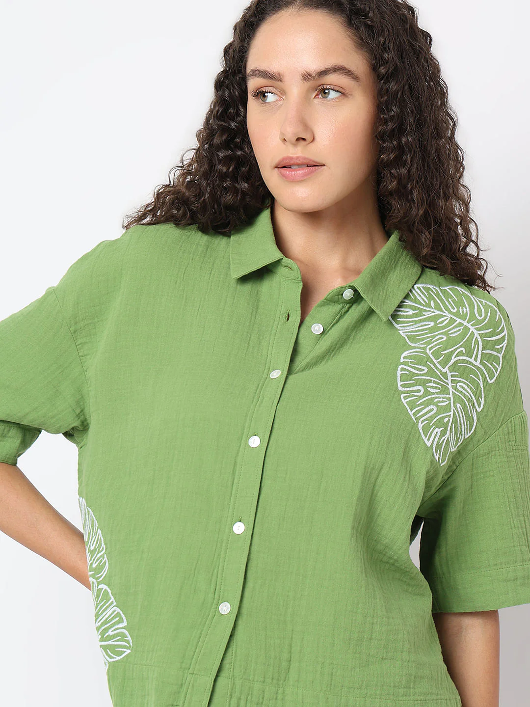 Green Floral Crinkle Weave Shirt - Image 6