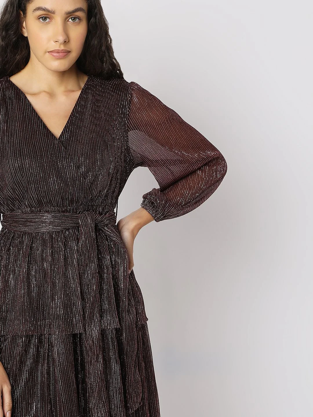 Wine Shimmer Pleated Midi Dress - Image 5