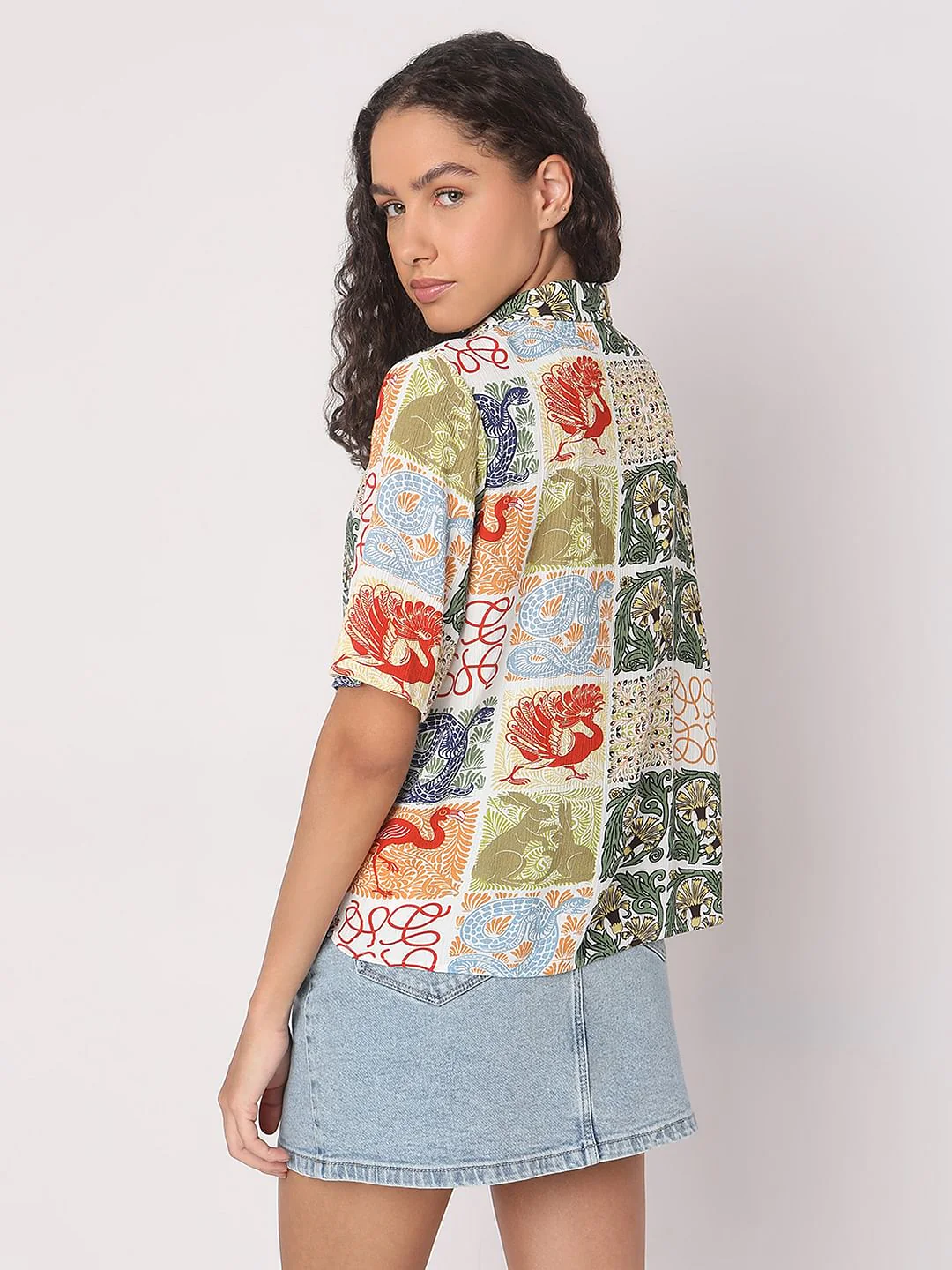 Green Abstract Print Shirt - Image 4