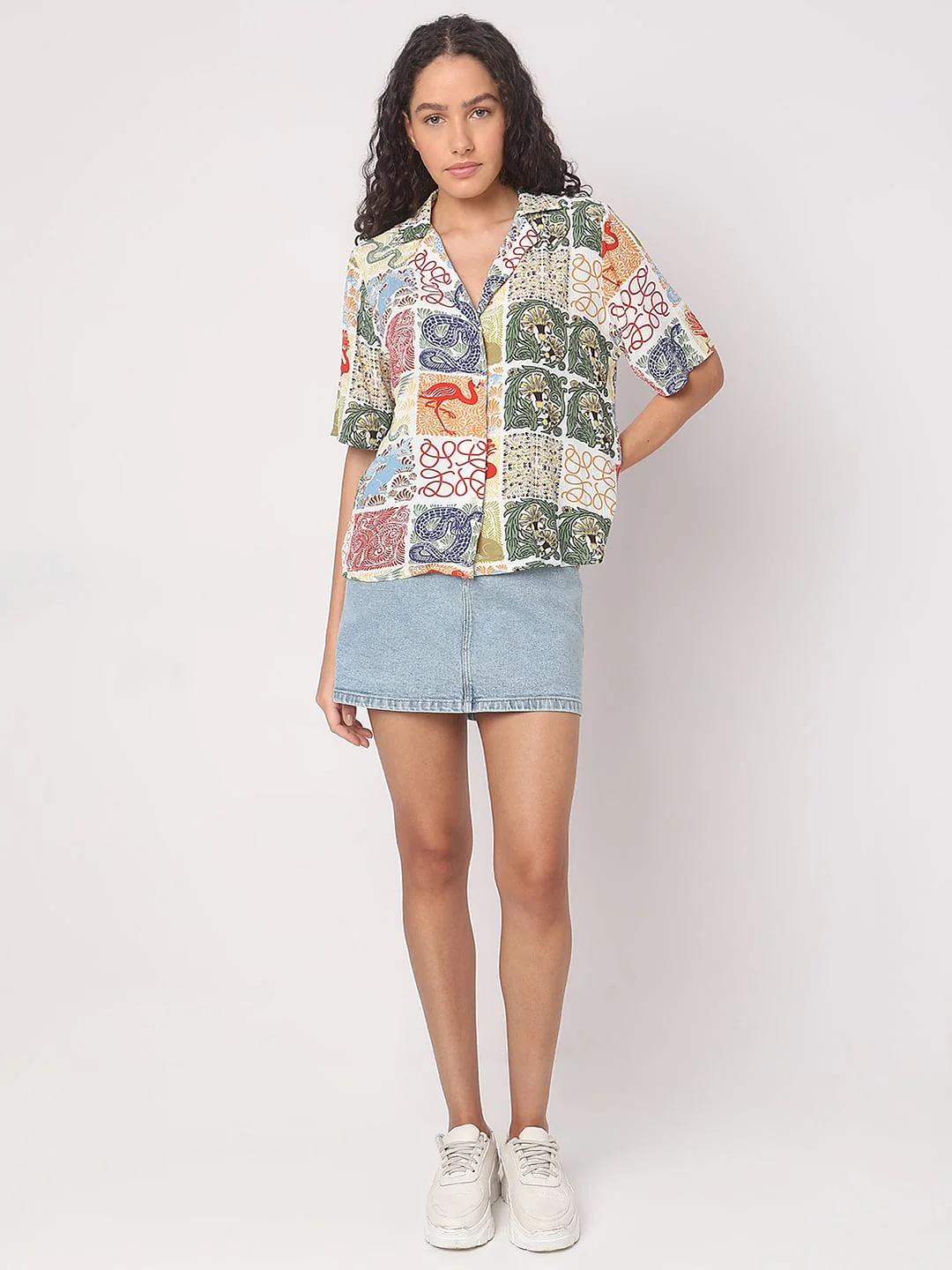 Green Abstract Print Shirt - Image 5