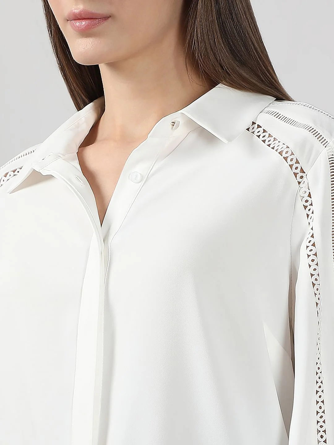 White Full Sleeves Shirt - Image 8