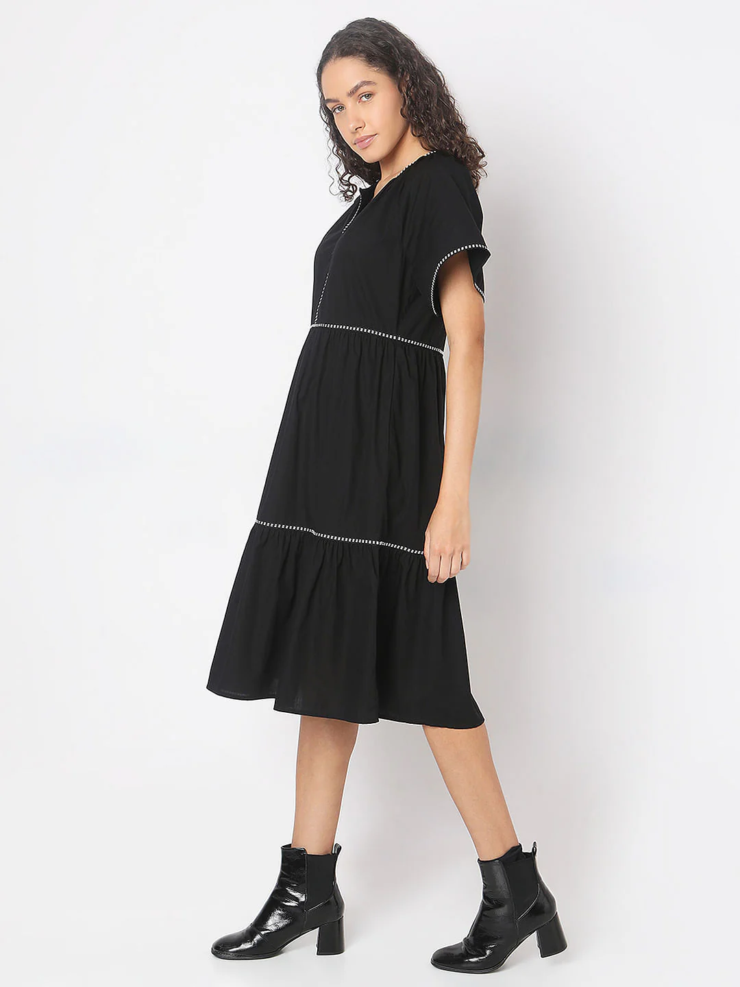 Black Dotted Detail Midi Dress - Image 3