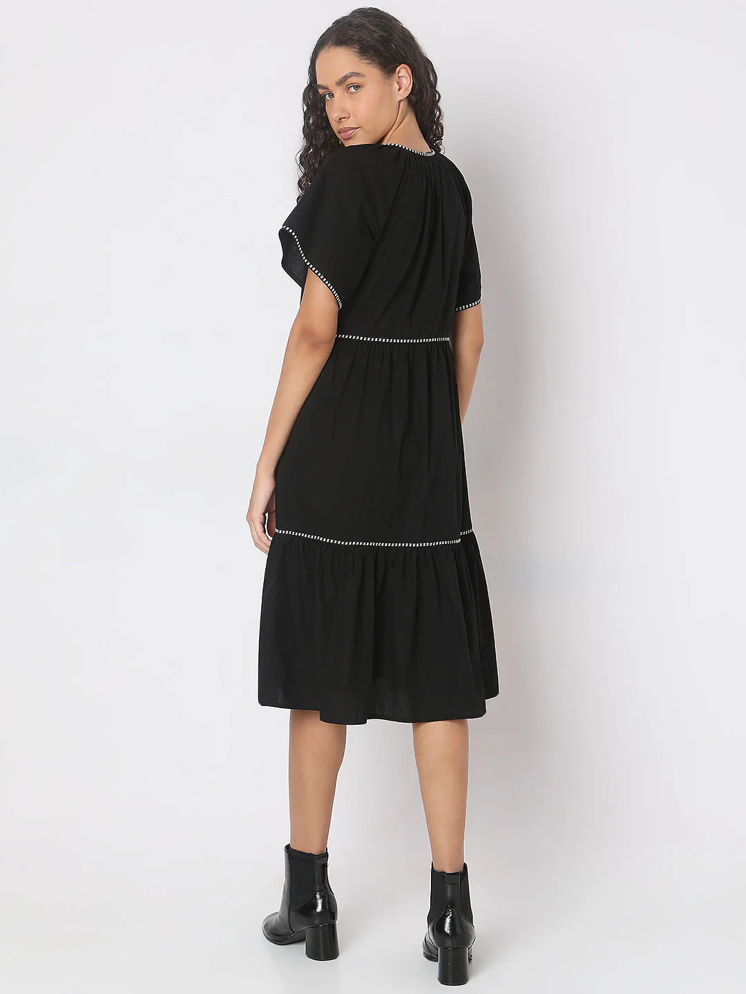 Black Dotted Detail Midi Dress - Image 4
