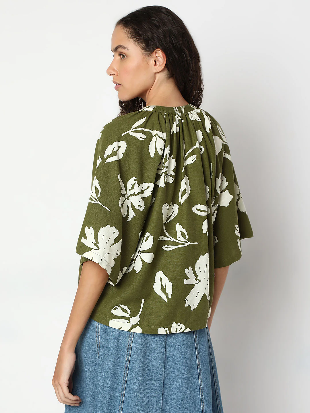 Green Floral Relaxed Sleeves Top - Image 4