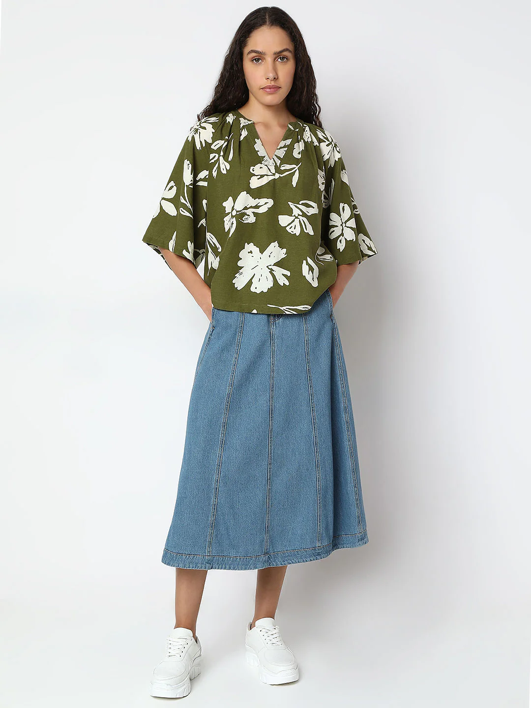 Green Floral Relaxed Sleeves Top - Image 5