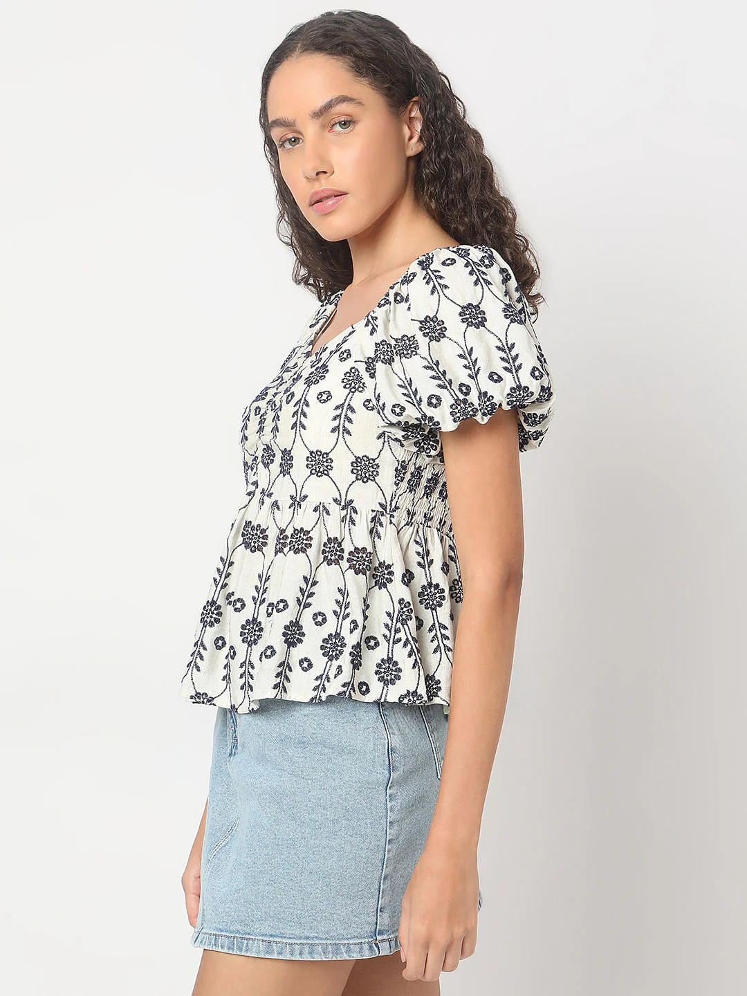 Off-White Embroidered Top - Image 3