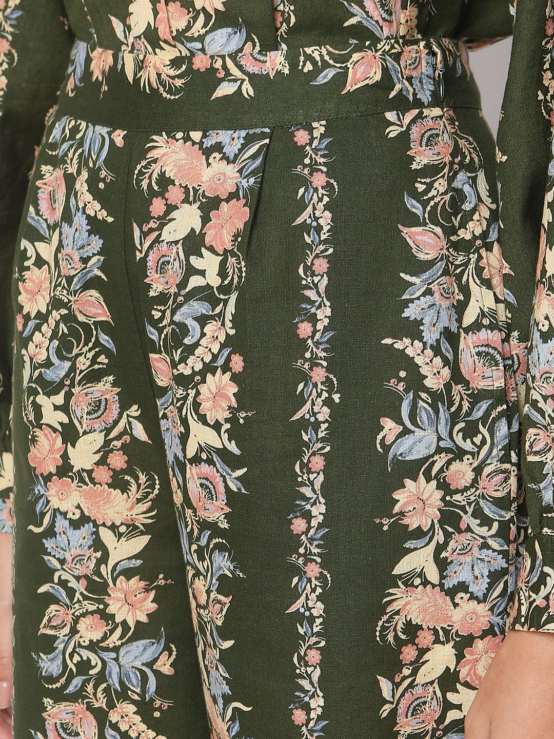 Olive Green Floral Co-Ord Set Pants - Image 8