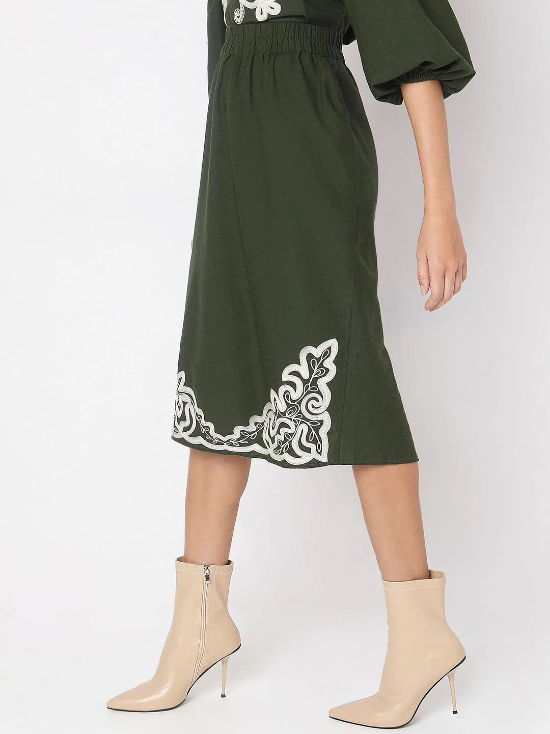 Green Embroidered Co-Ord Set Skirt - Image 3