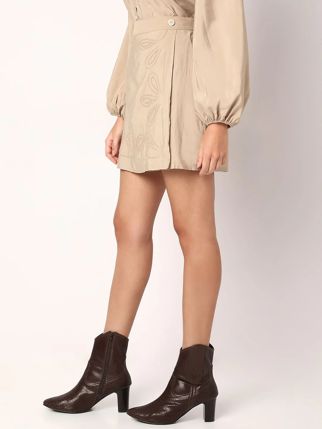 Beige Embroidered Co-Ord Set Skorts - Image 3