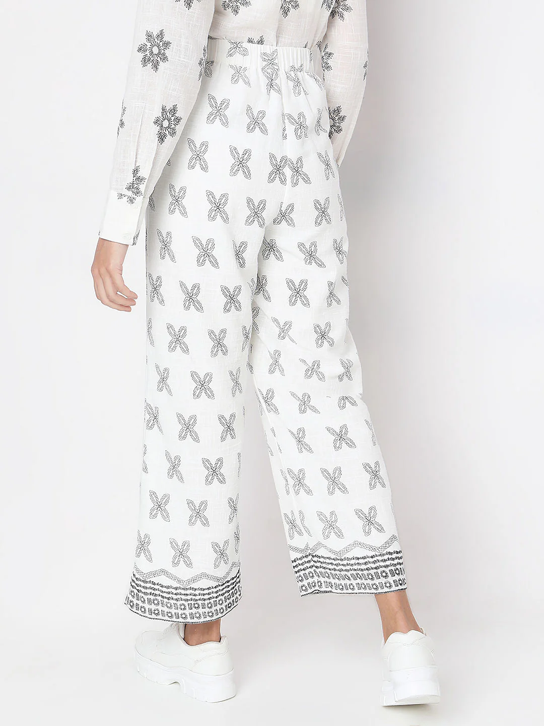 White Linen Wide Leg Pants - Image 4