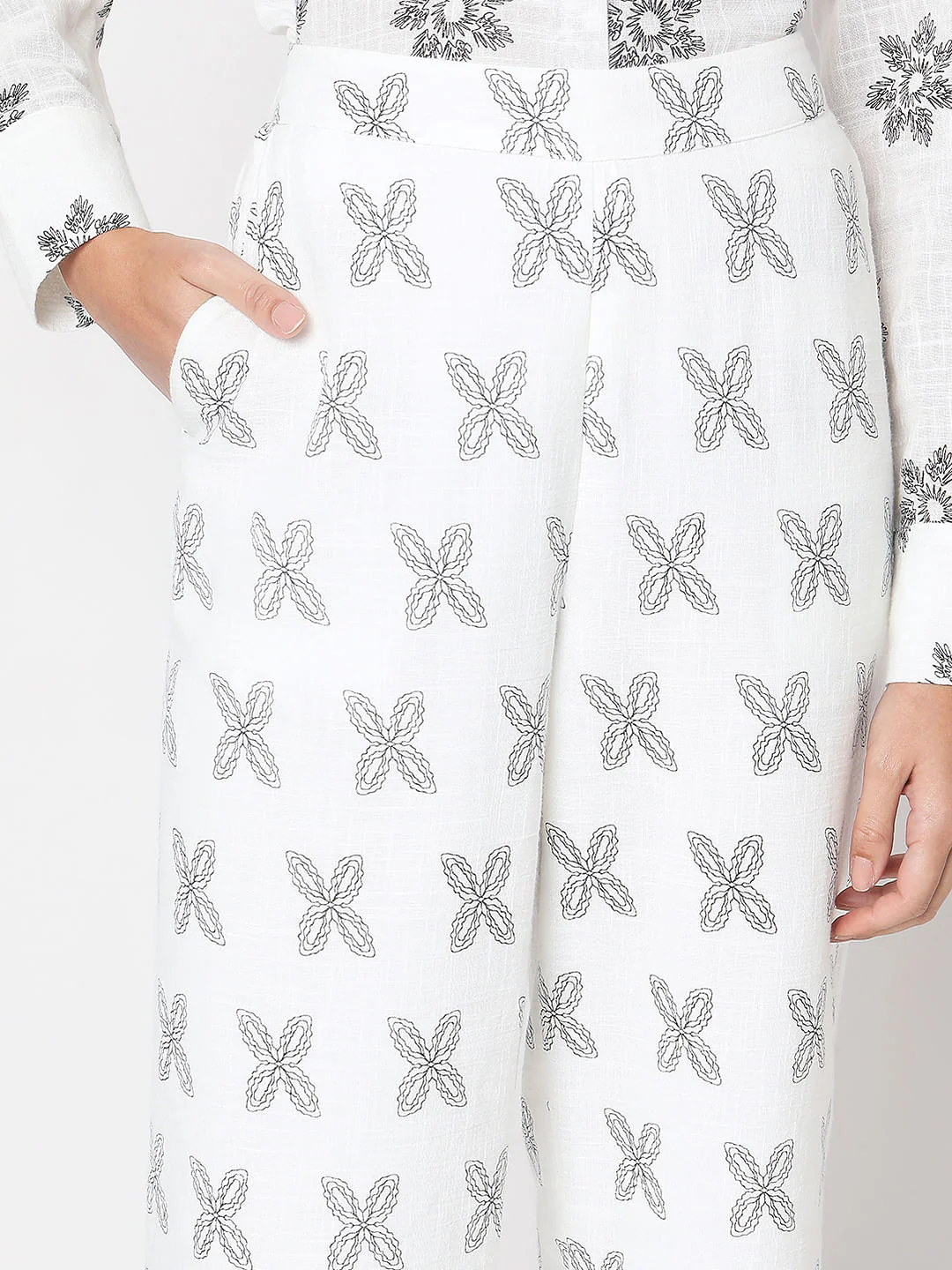 White Linen Wide Leg Pants - Image 6