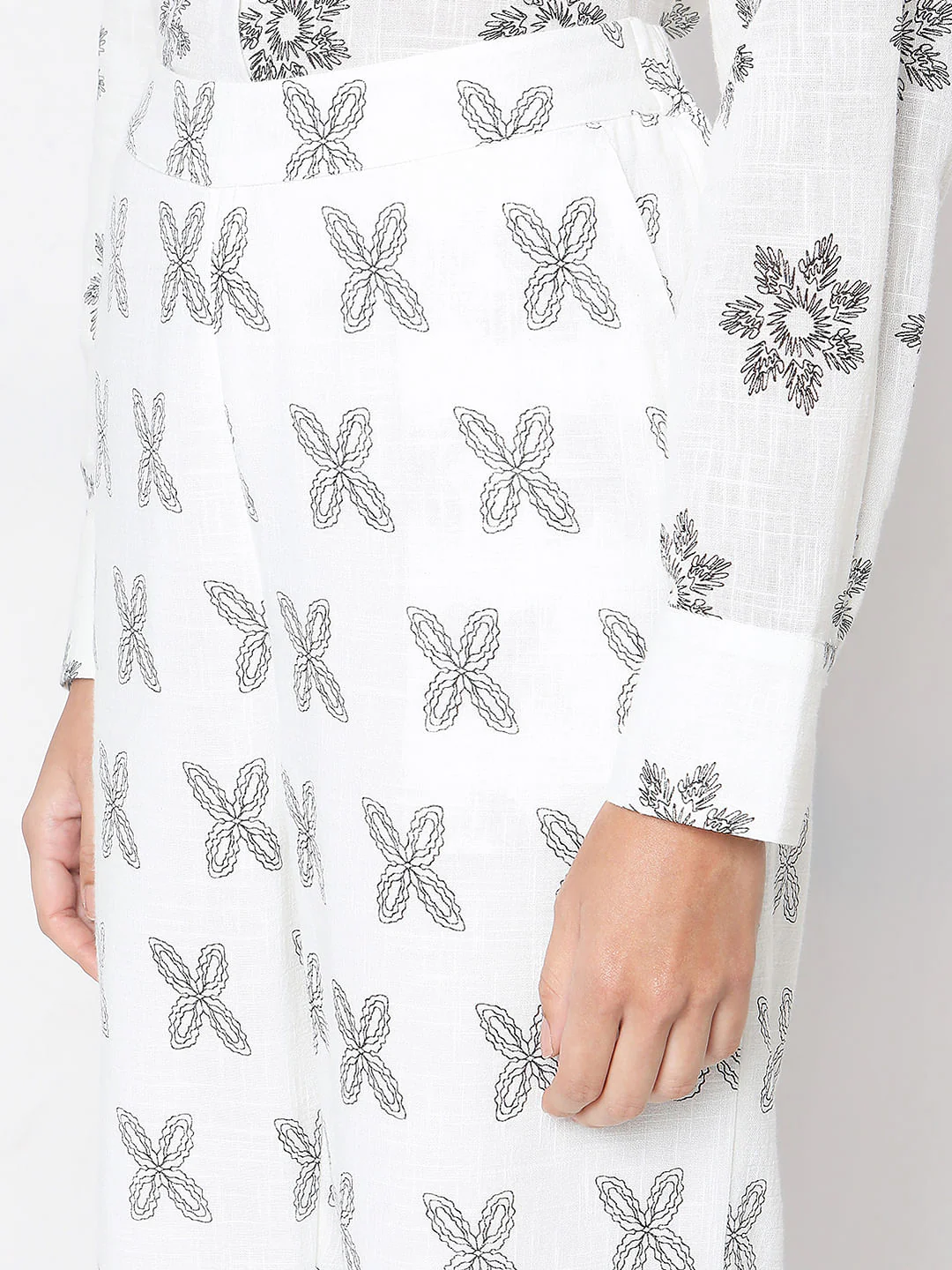 White Linen Wide Leg Pants - Image 8