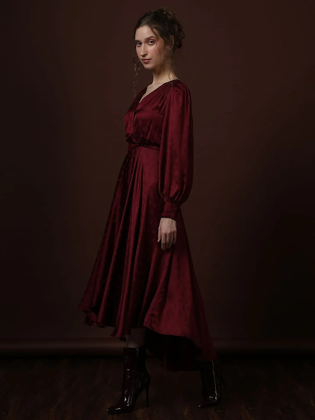 Maroon V-Neck Midi Dress - Image 3