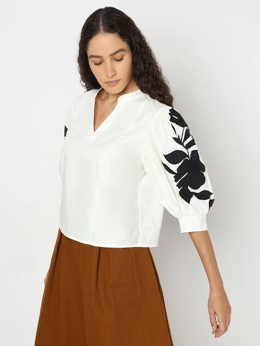 White Cotton Floral Top - Image 3