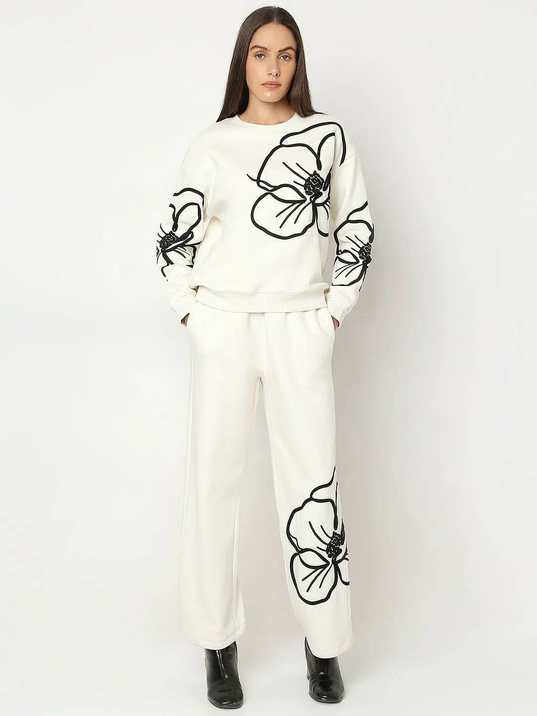 White Flower Embroidery Sweatshirt - Image 5