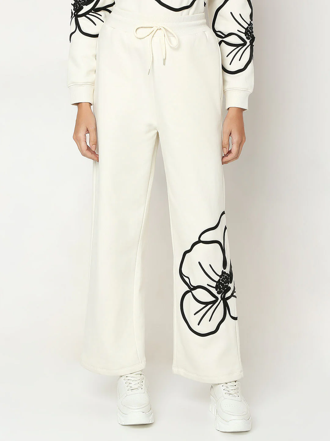 White Floral Co-Ord Set Sweatpants - Image 2