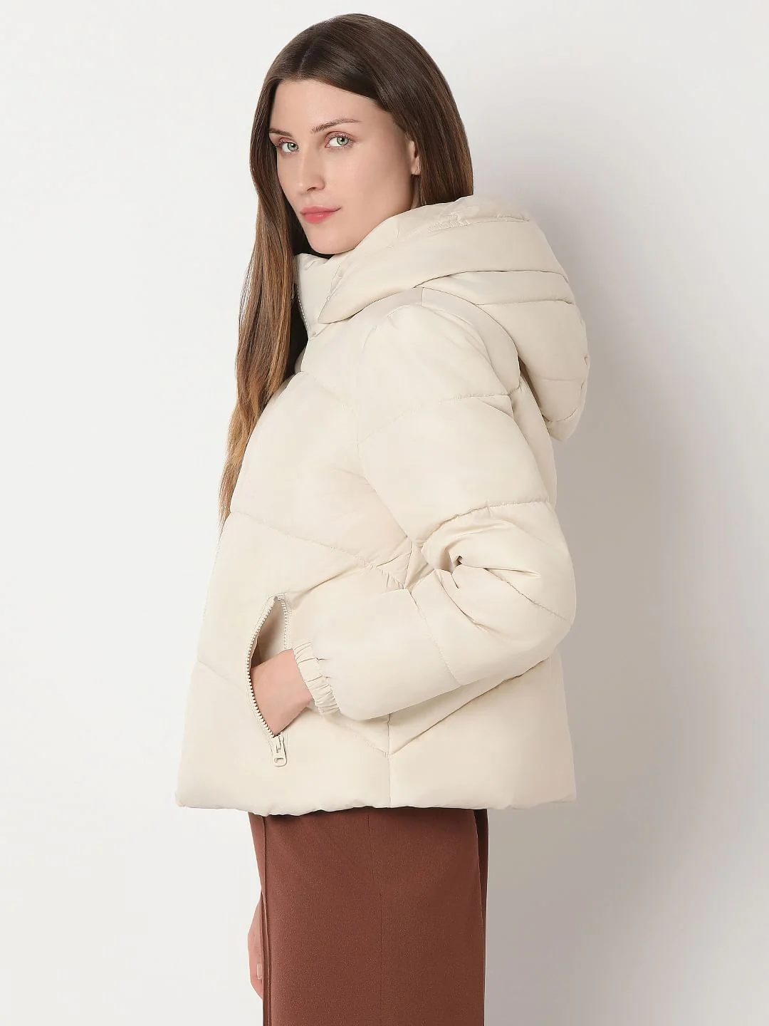 Off-White Hooded Puffer Jacket - Image 3