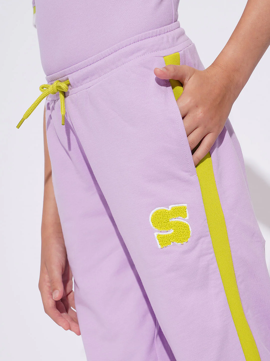 Girls Lilac Co-Ord Set Joggers - Image 4