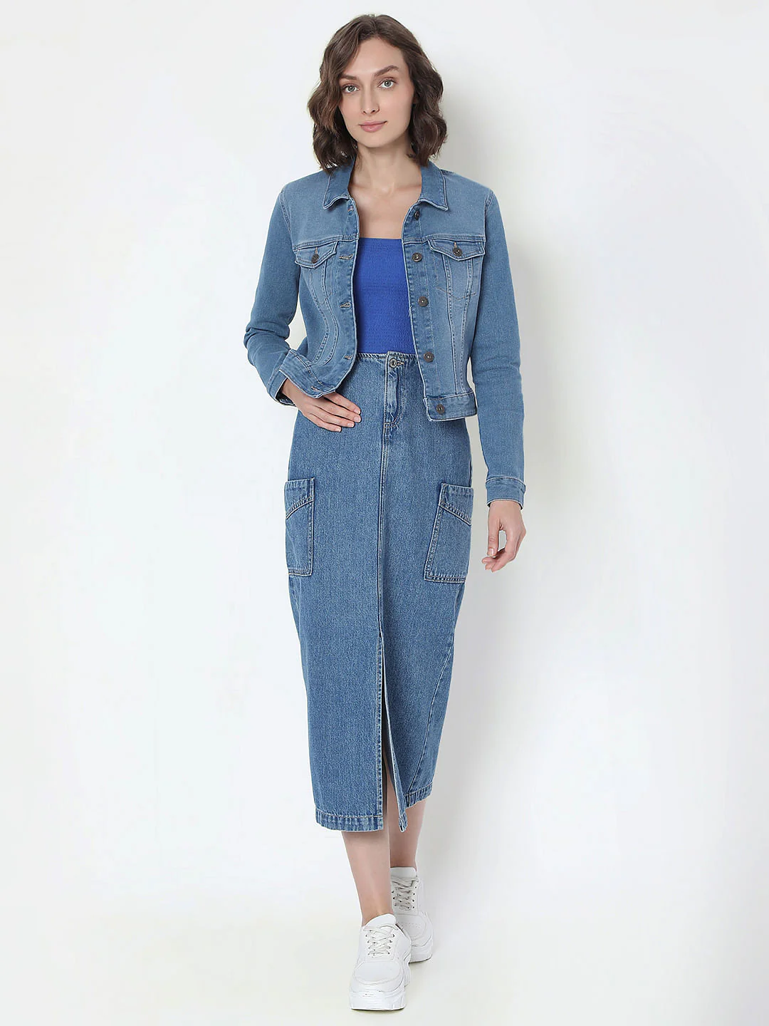 Blue Cropped Denim Jacket - Image 5