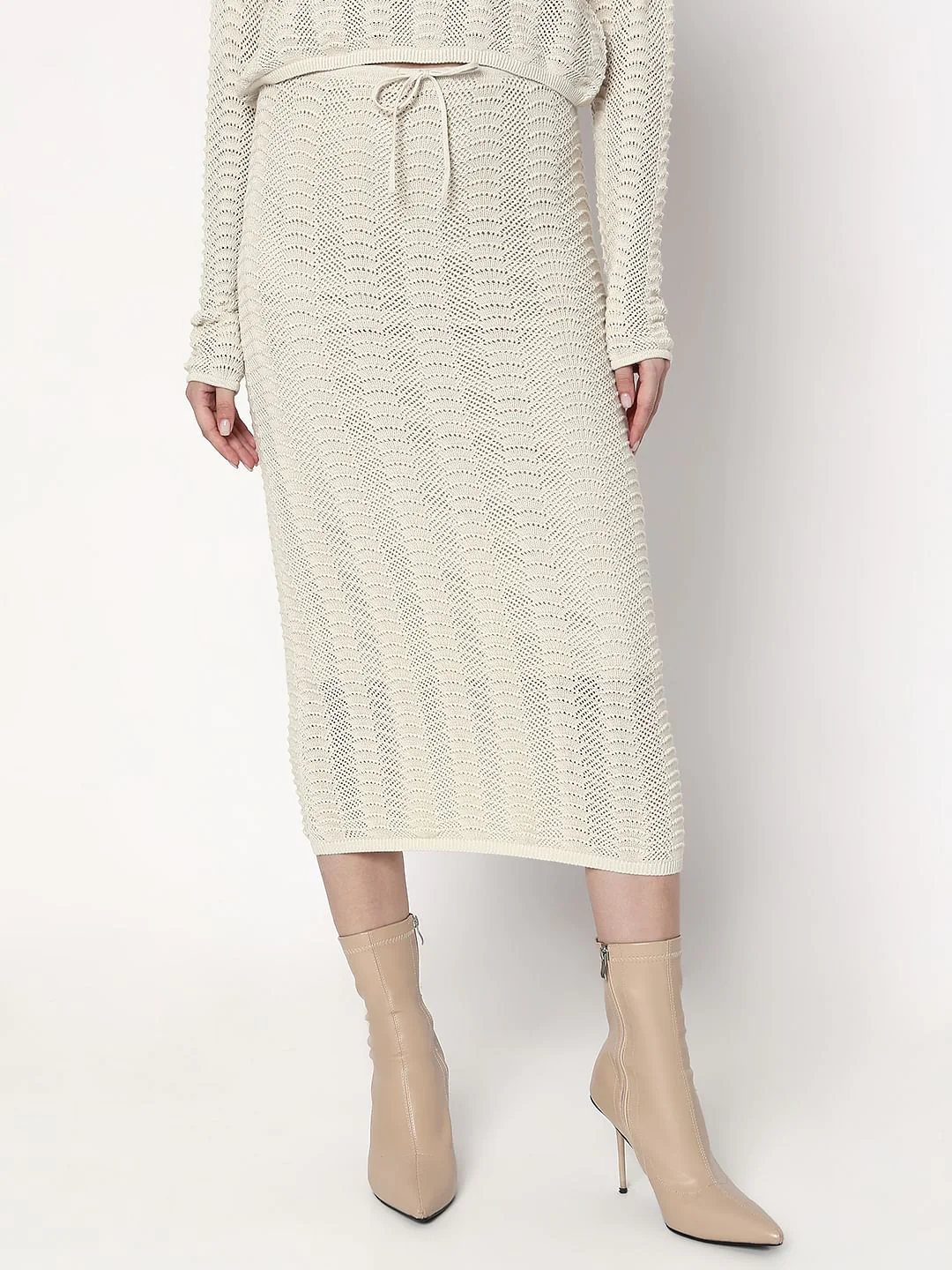 Off-White Knitted Co-Ord Set Skirt - Image 2