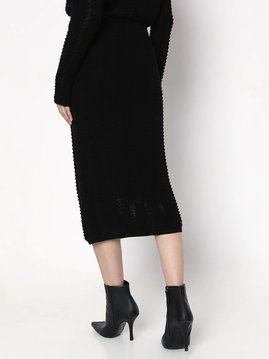 Black Knitted Co-Ord Set Skirt - Image 4
