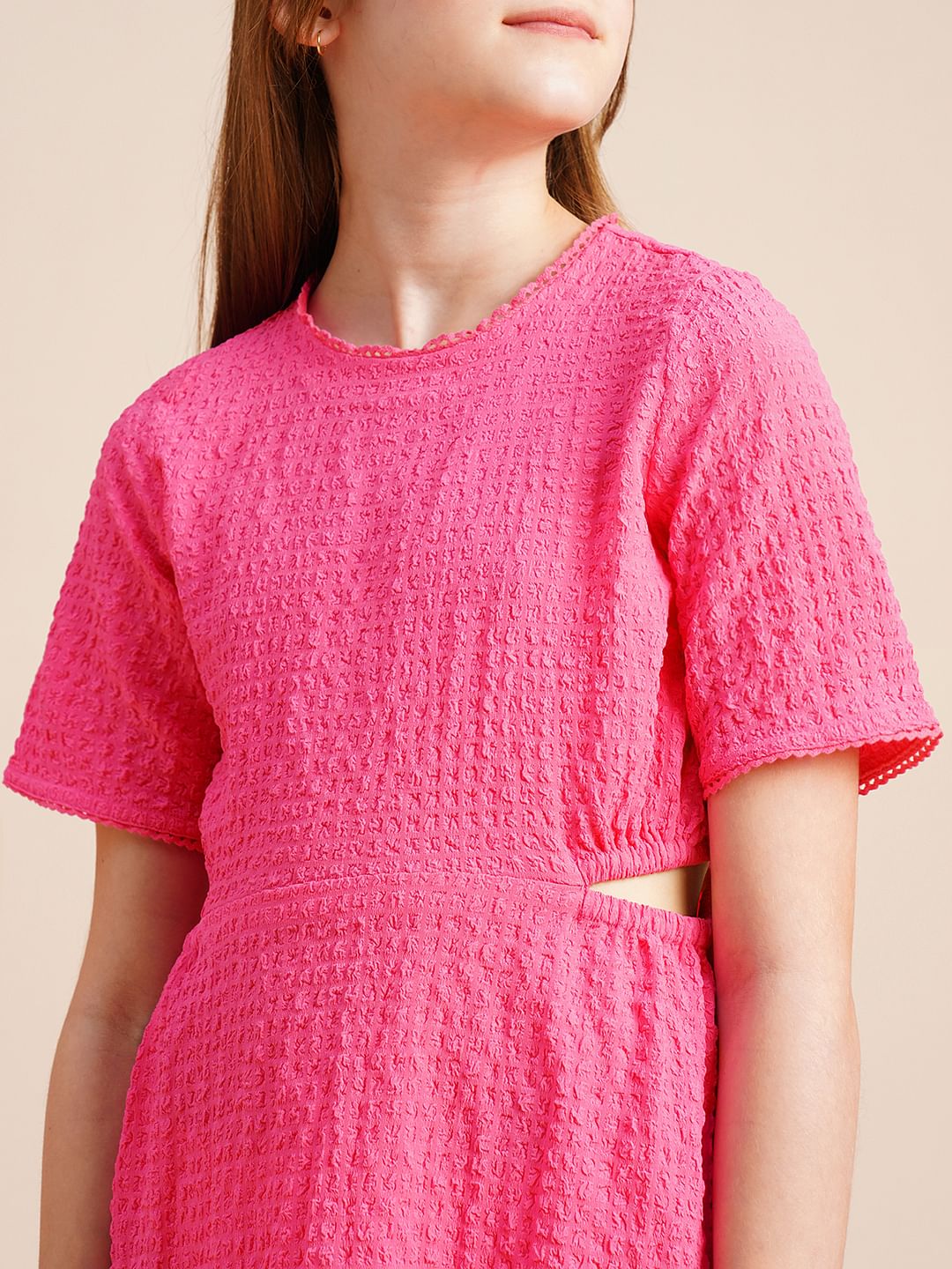 Girls Pink Textured Waist Cut-Out Dress - Image 4