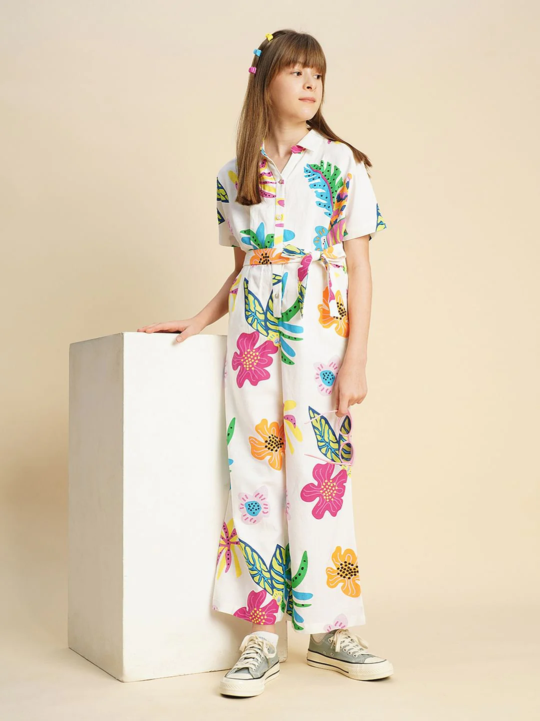 Girls White Printed Jumpsuit - Image 5