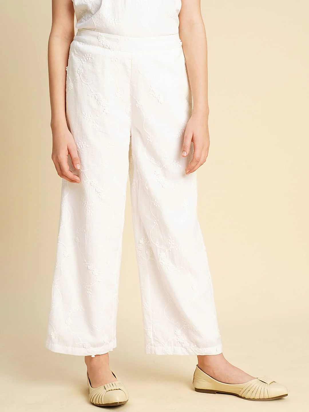 Girls White 3D Schiffli Co-Ord Set Pants - Image 2
