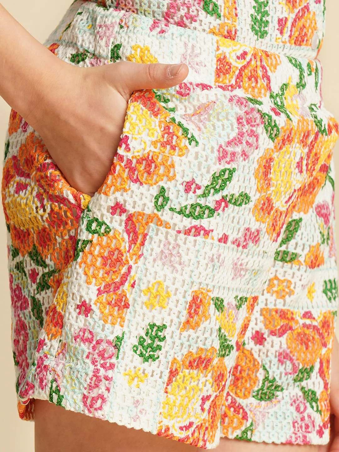 Girls Multi-Colour Crochet Printed Shorts - Image 4