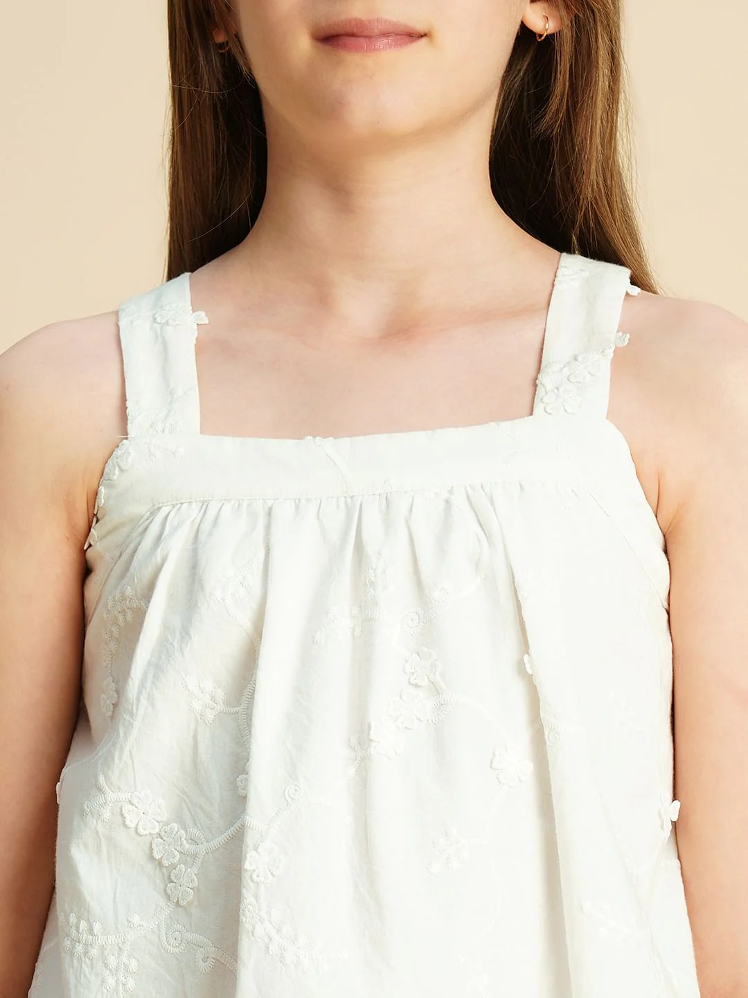 Girls White 3D Schiffli Co-Ord Set Top - Image 4