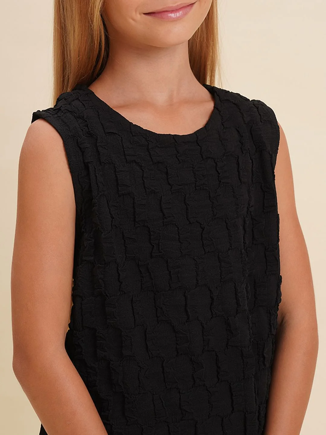 Girls Black Textured Co-Ord Set Top - Image 4