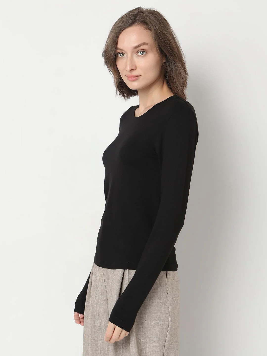 Black O-Neck Top - Image 3