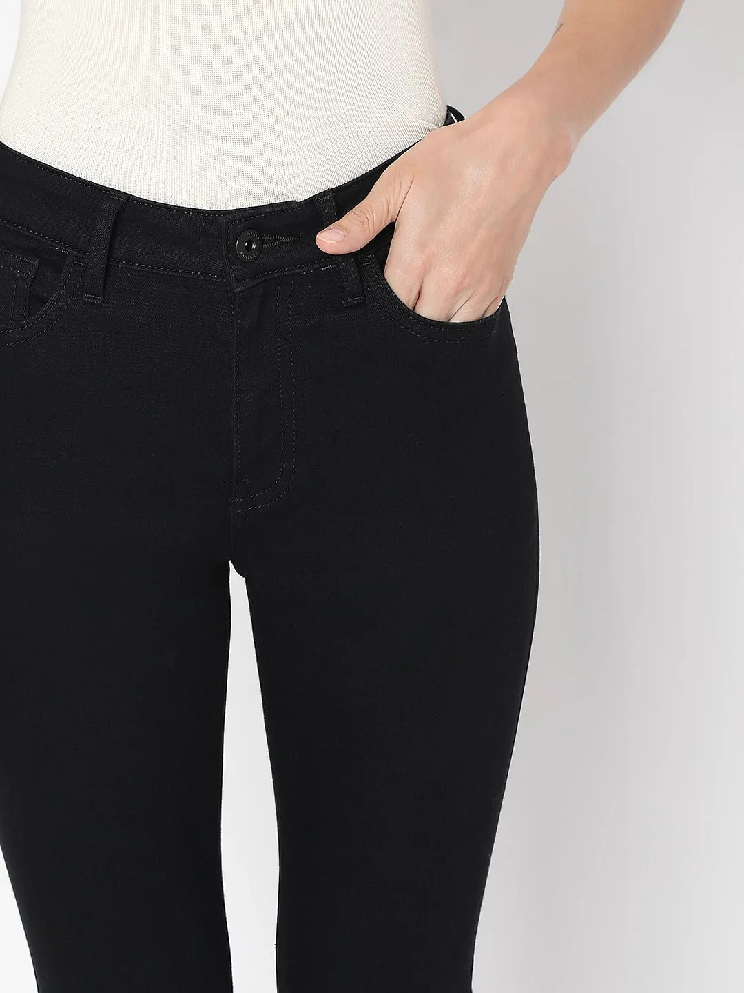 Black High Rise Skinny Fit Jeans - Image 6