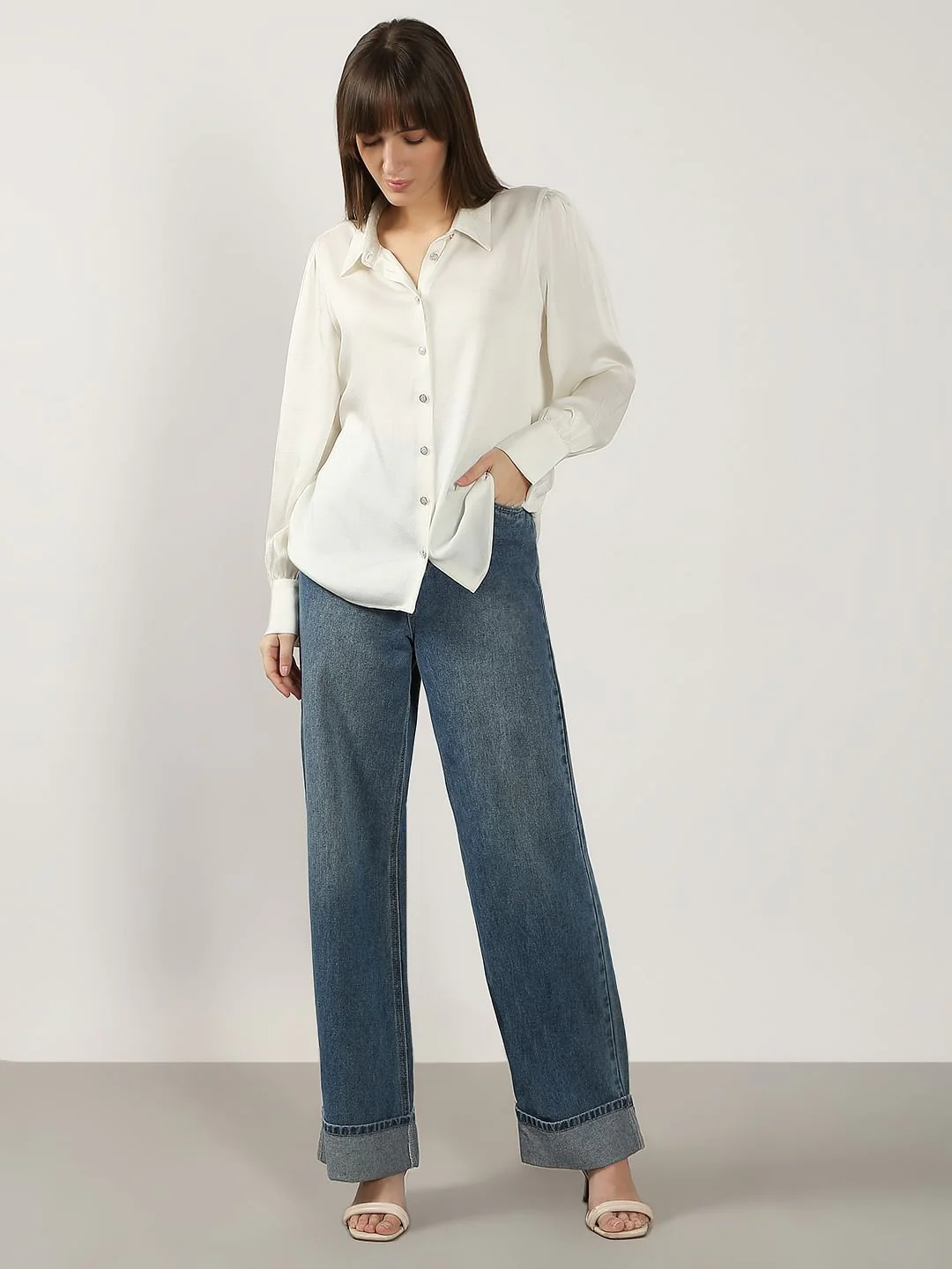 White Shirt - Image 5