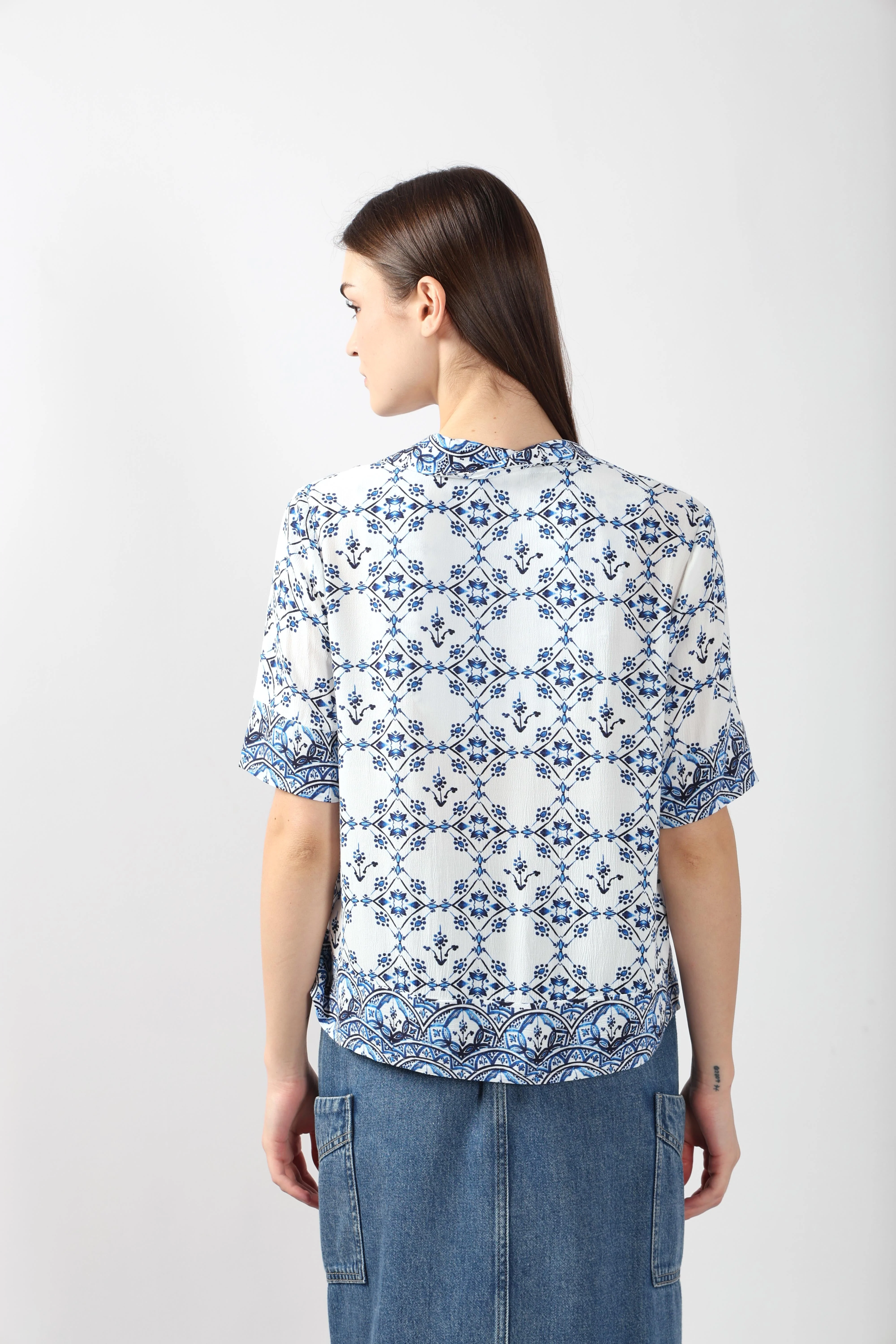 Vero Moda Blue Printed Viscose Shirt - Image 10