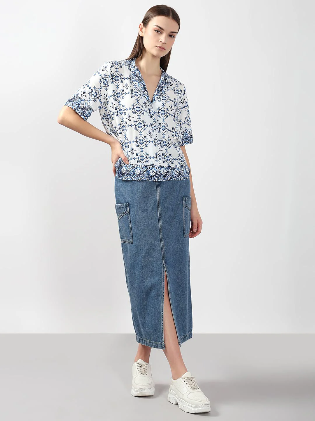 Vero Moda Blue Printed Viscose Shirt - Image 5