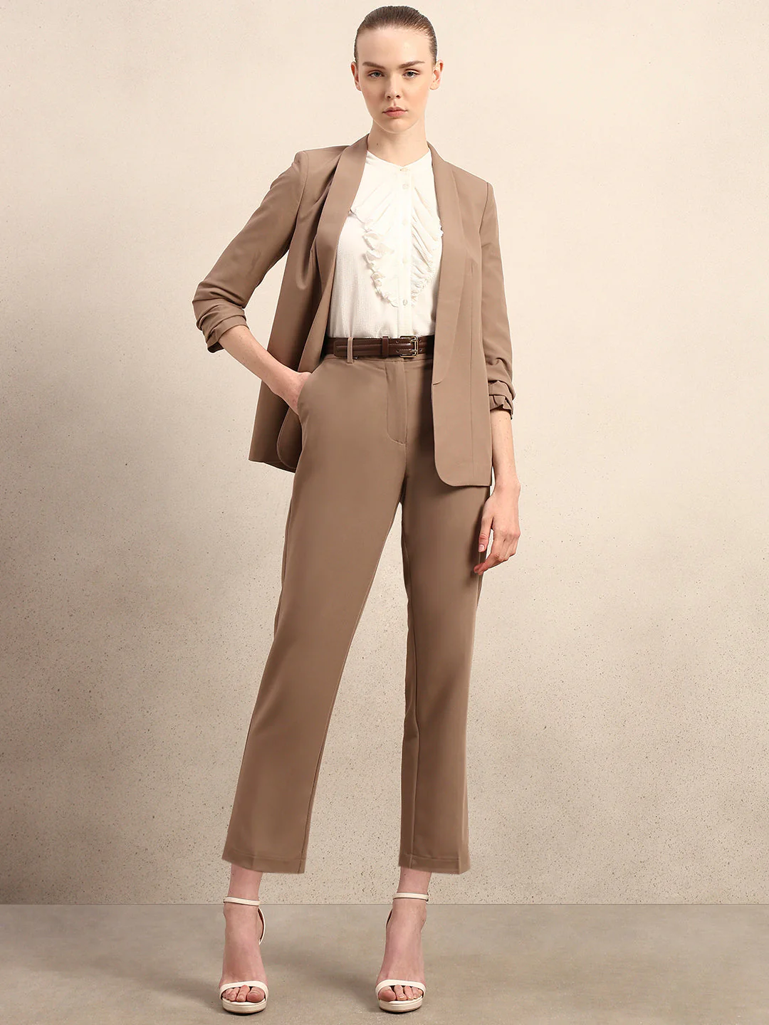 Brown Cropped Slim Fit Pants - Image 5