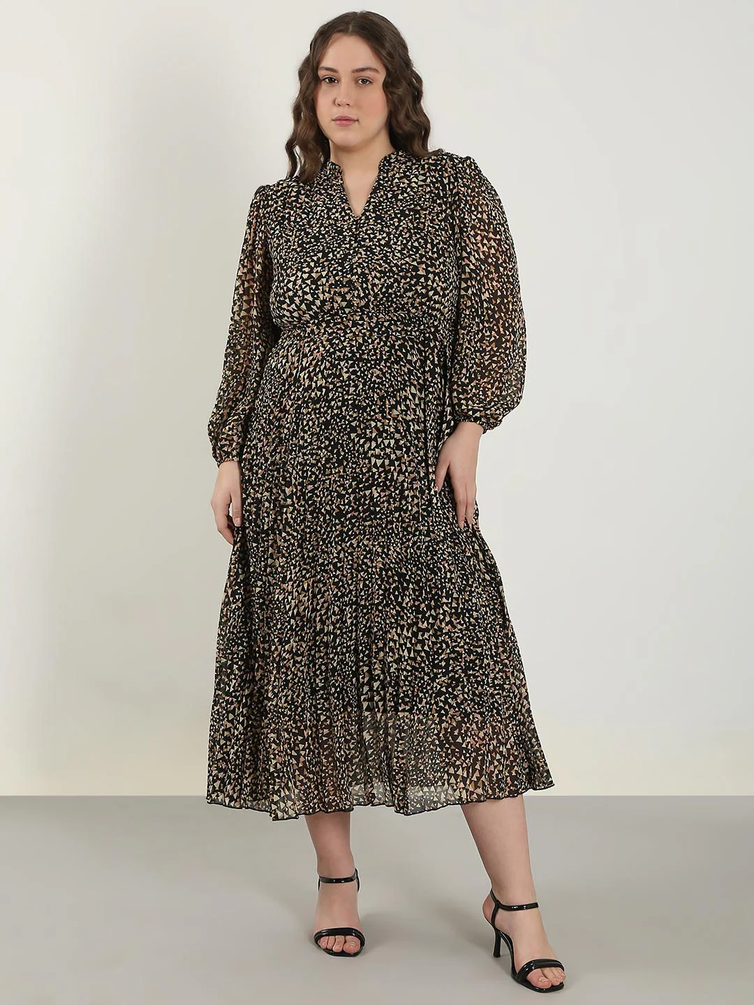 Vero Moda Curve Black Printed Midaxi Dress - Image 2