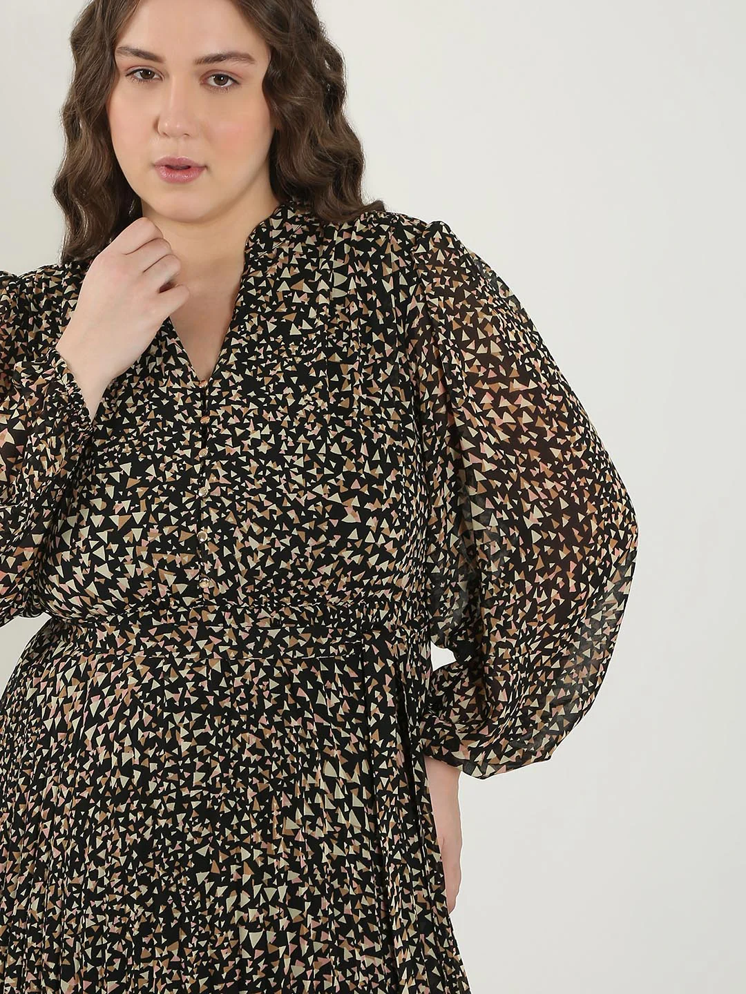 Vero Moda Curve Black Printed Midaxi Dress - Image 5