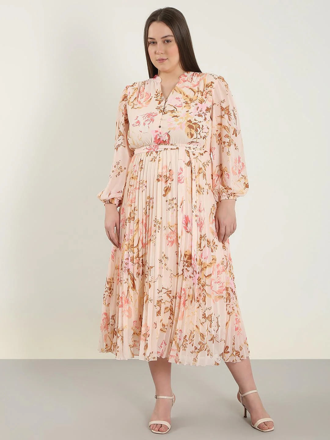 Vero Moda Curve Peach Floral Midaxi Pleated Dress - Image 2